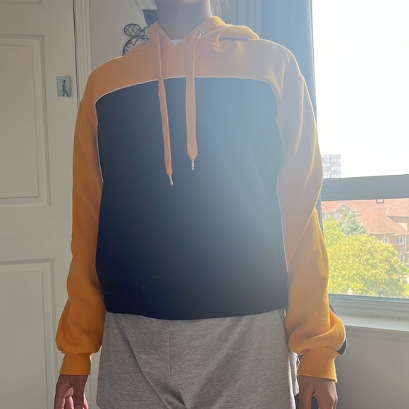 Mustard&black decide H&M hoddie - Picture 3 of 5